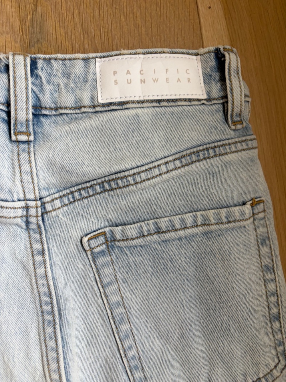 PacSun Light Wash Boyfriend Jeans